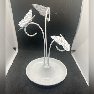 🥰 4/$25 - Umbra White Butterfly Jewelry Holder